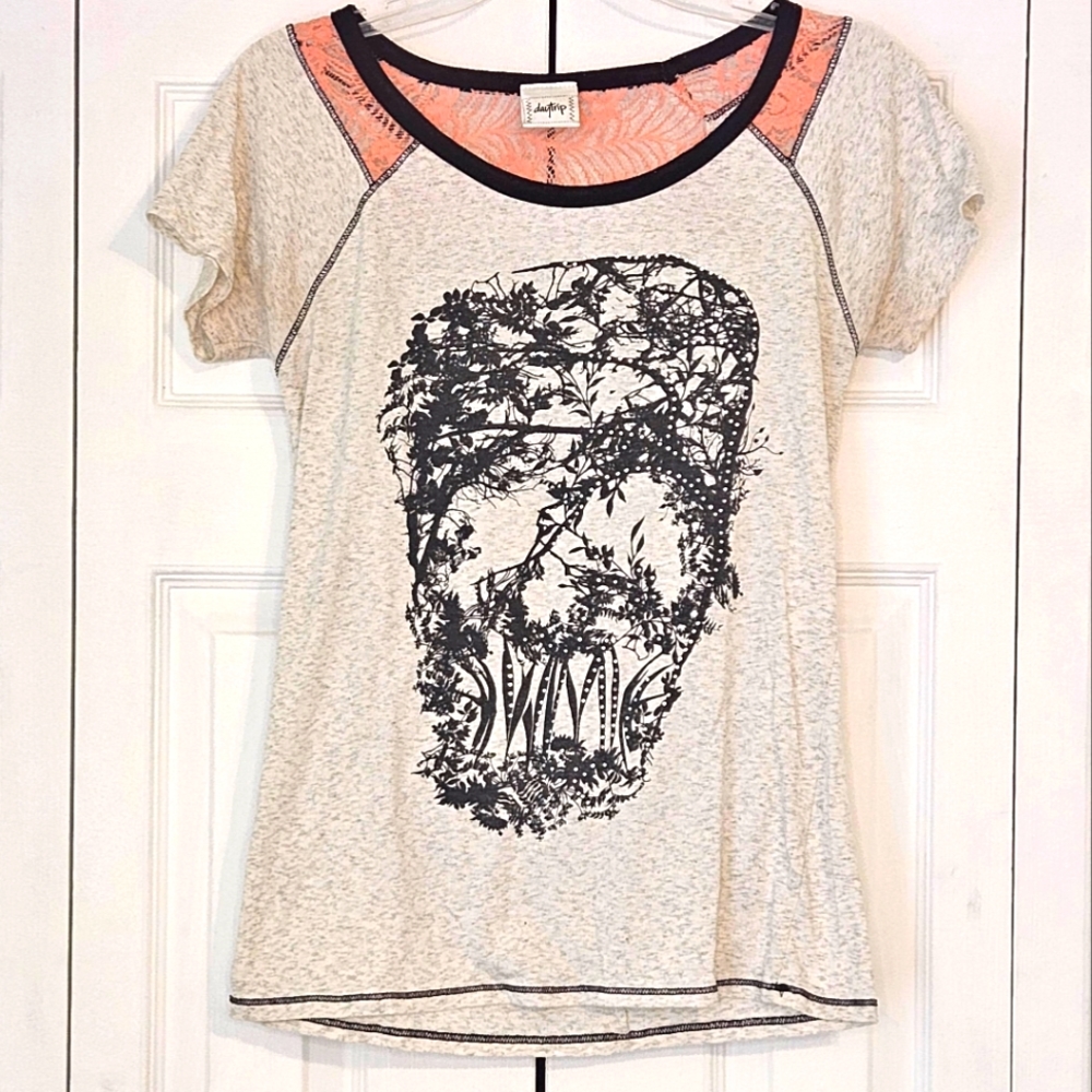 Skull Tree Tee